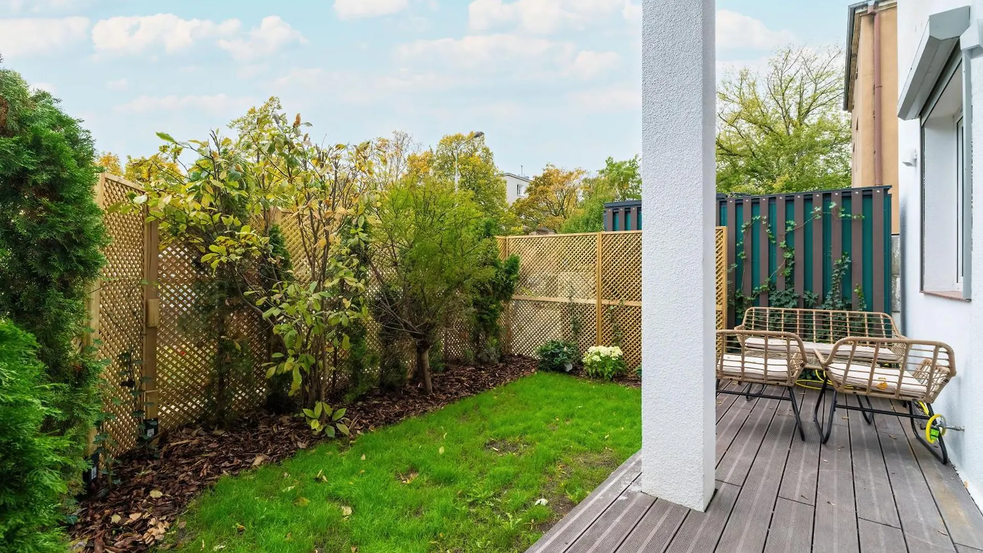 Klimatyzowane Apartamenty W Poznaniu Z Biurkiem Do Pracy Zdalnej By Noclegi Renters