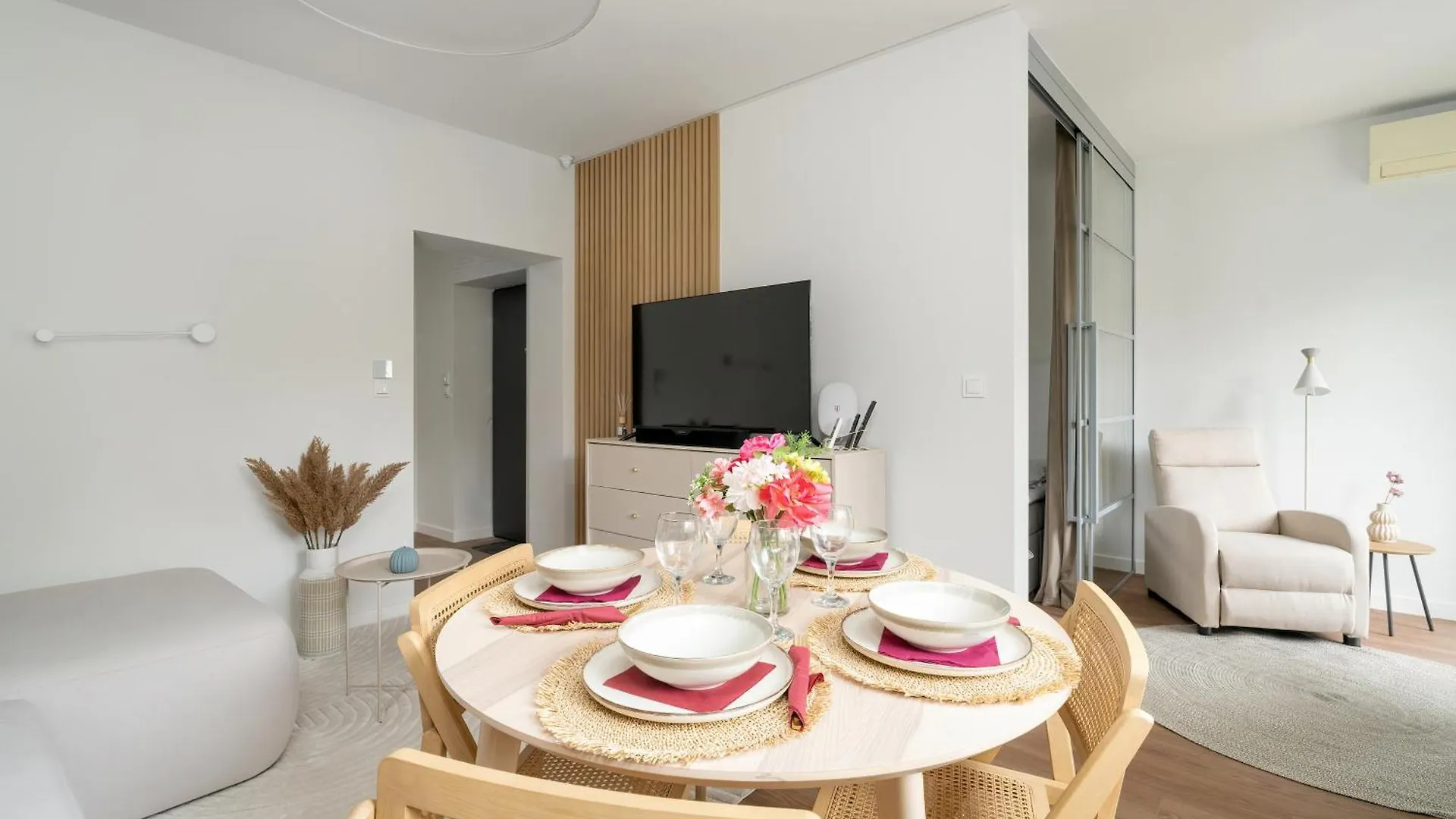 公寓 Klimatyzowane Apartamenty W Poznaniu Z Biurkiem Do Pracy Zdalnej By Noclegi Renters